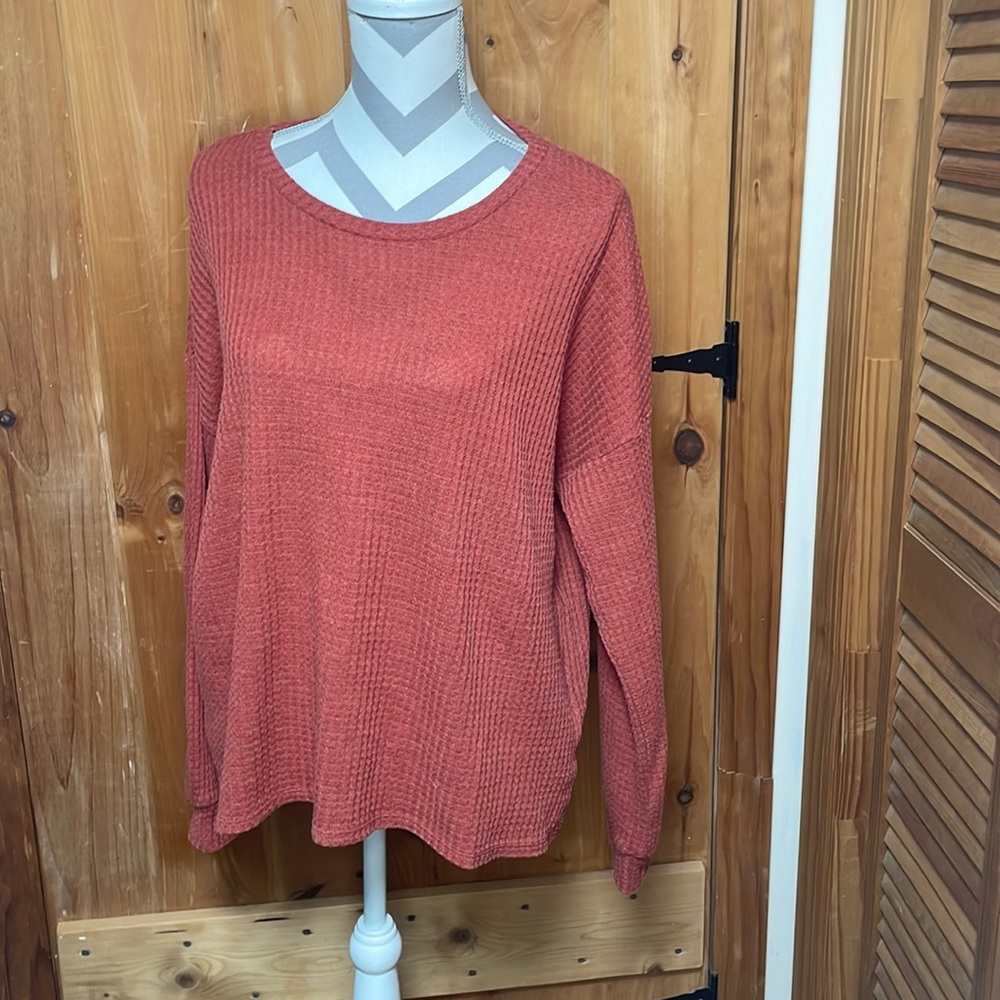 Peyton Pinage XL rust waffle, long sleeve shirt